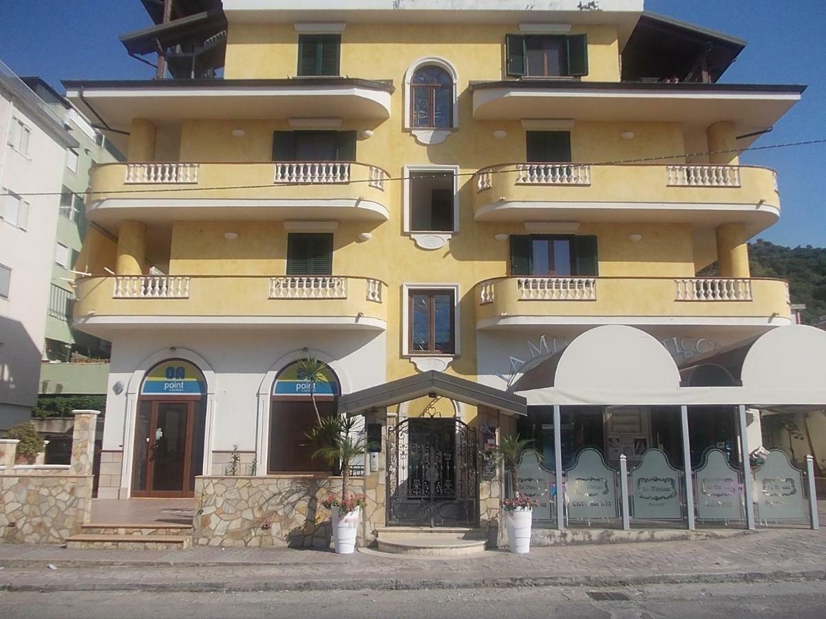 A La Maison De Gabry Panzió Vibo Valentia Marina Kültér fotó
